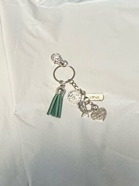 🌟🌟Silver Love Keyring/Bag Charm